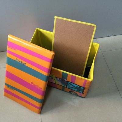 OEMプラスチックPUの折り畳み式の衣服の収納箱の注文の印刷物