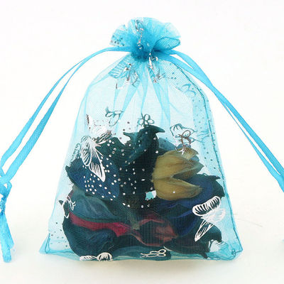 クリスマスの昇進のドローストリング袋はオーガンザのドローストリングの袋を個人化した