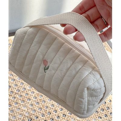 大容量の贅沢な柔らかい綿の構造袋によってキルトにされる旅行化粧品袋