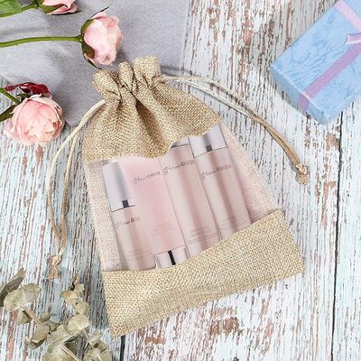 バーラップ薄い袋のオーガンザ袋のバーラップは化粧品のサンプルが袋を一致させる結婚披露宴の好意のためのドローストリングが付いているギフト袋を、袋に入れる