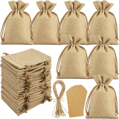 ドローストリング袋のバーラップの花の袋はギフトを袋に入れるDIYの技術の結婚披露宴、5X7のための宝石類の袋をじりじり動く袋に入れる
