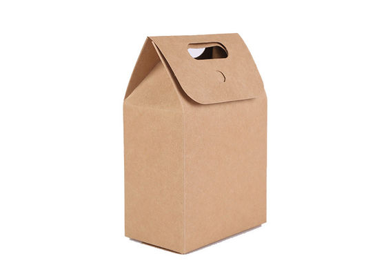 クリスマスのブラウン クラフト紙のギフトはハンドルが付いている昼食の正方形の紙袋を袋に入れる